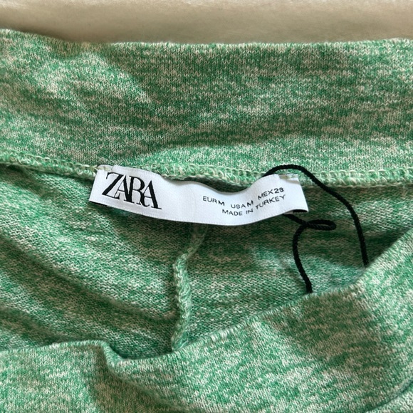 ZARA mini shorts - Picture 3 of 4